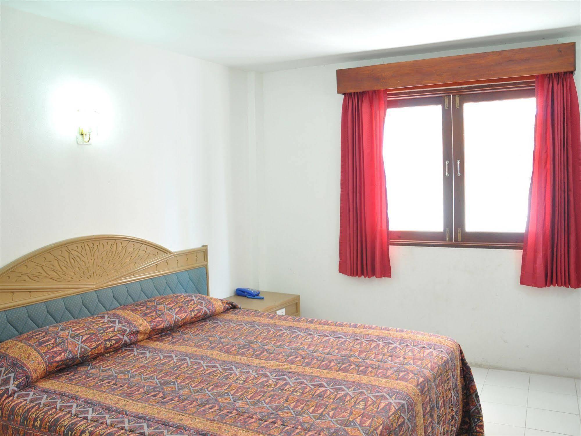 Highfive Guest House Pattaya Exteriér fotografie