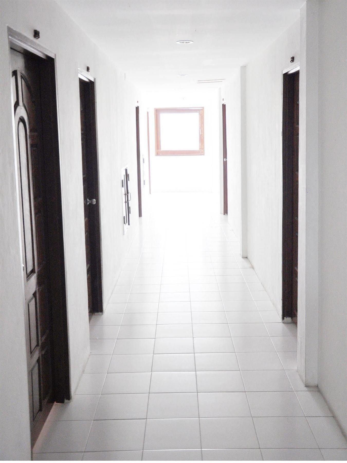 Highfive Guest House Pattaya Exteriér fotografie